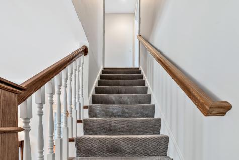 70 Lakeview Avenue Falmouth MA 02540