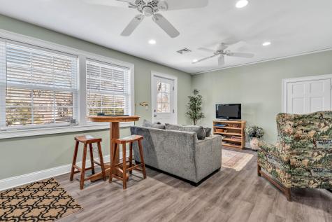 70 Lakeview Avenue Falmouth MA 02540