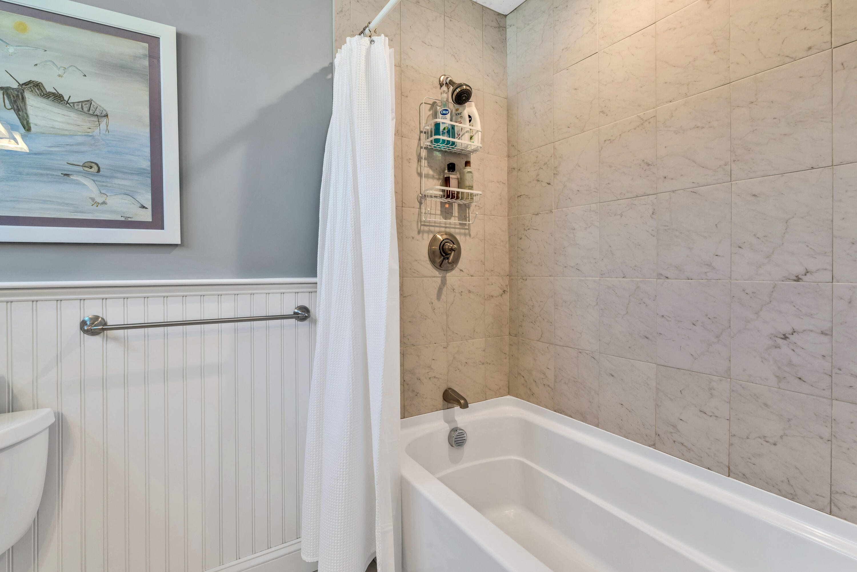 70 Lakeview Avenue Falmouth MA 02540