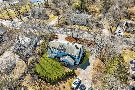 70 Lakeview Avenue Falmouth MA 02540