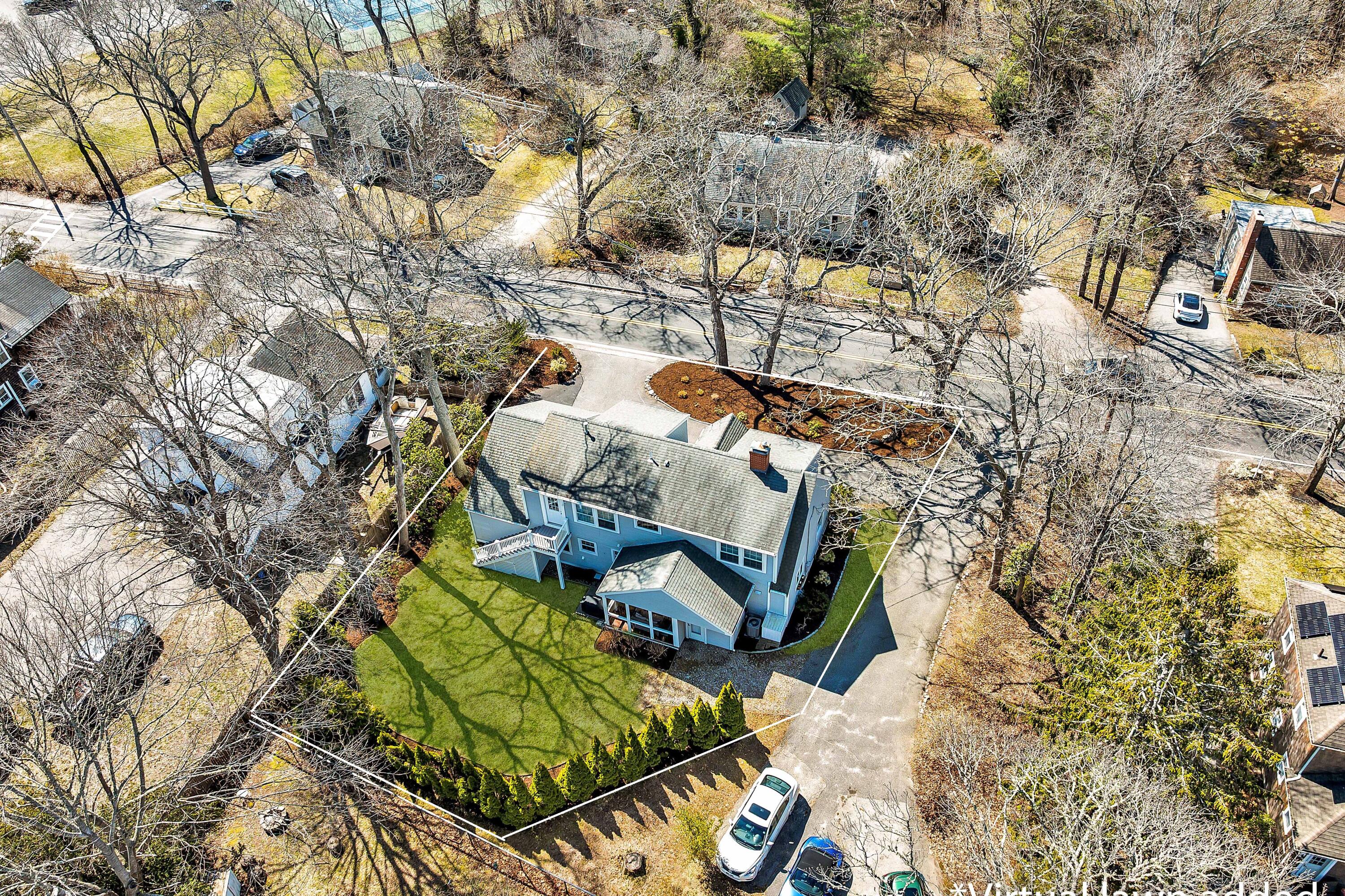 70 Lakeview Avenue Falmouth MA 02540