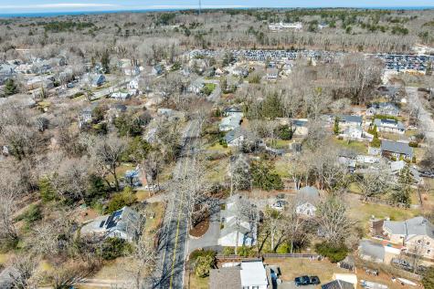 70 Lakeview Avenue Falmouth MA 02540