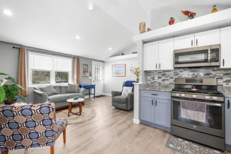 16 Hazelwood Road Dennis MA 02660