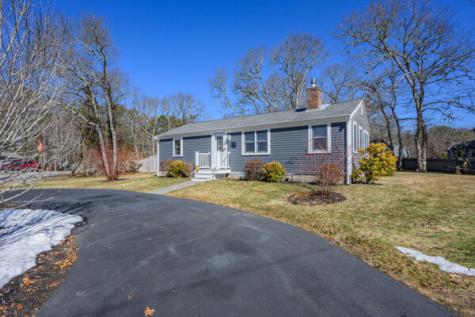 16 Hazelwood Road Dennis MA 02660