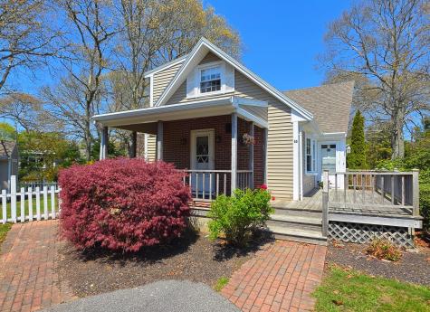 16 Pine Hollow Road Falmouth MA 02536
