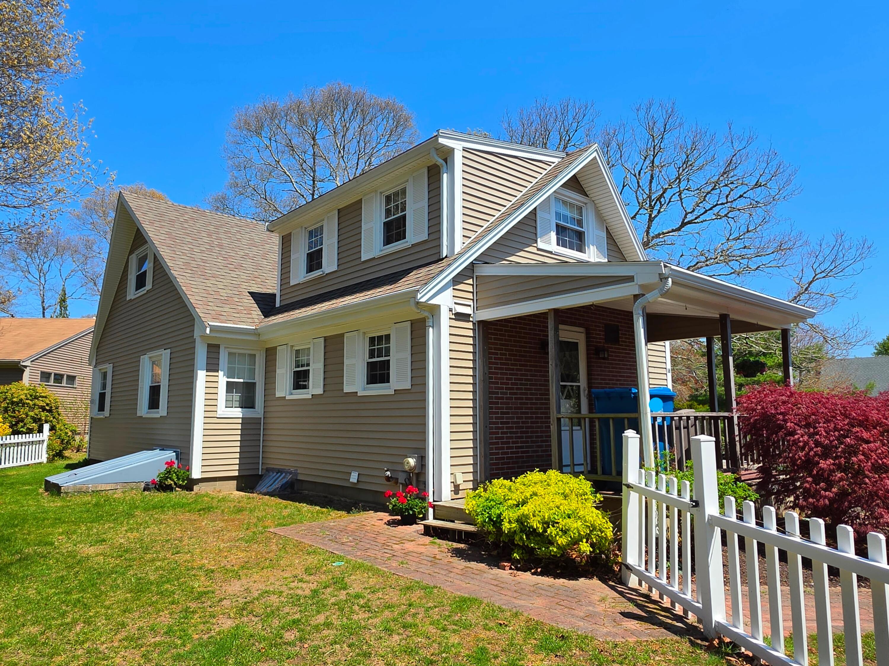 16 Pine Hollow Road Falmouth MA 02536
