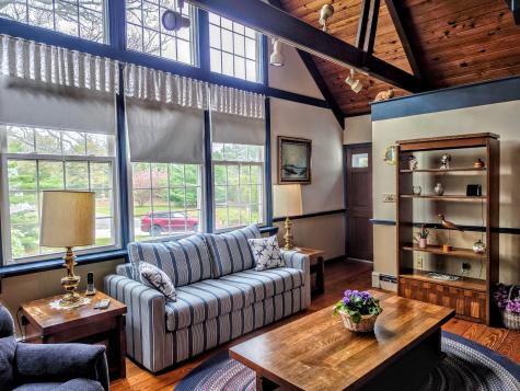 16 Pine Hollow Road Falmouth MA 02536