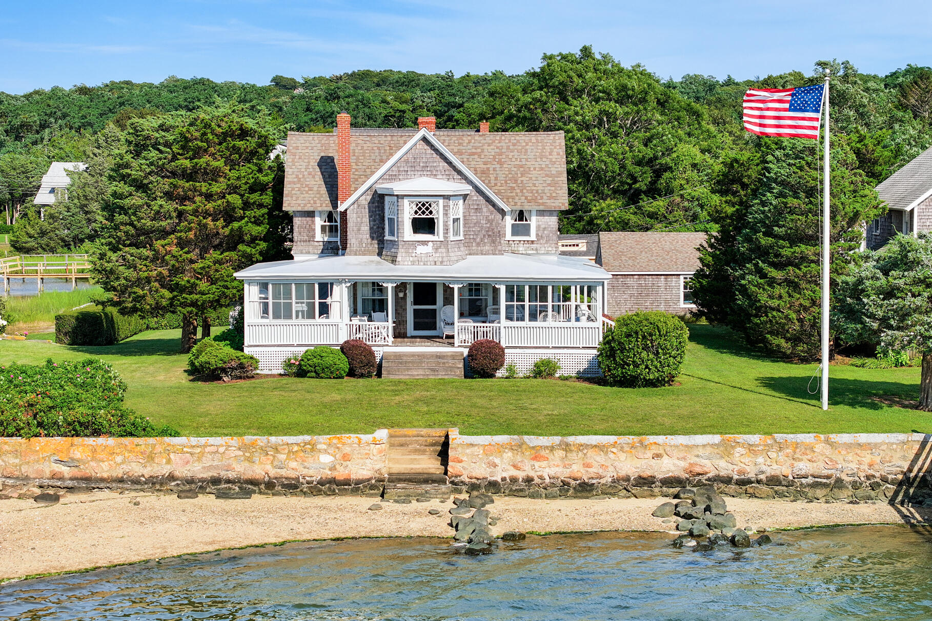 8 Burgess Street Falmouth MA 02540