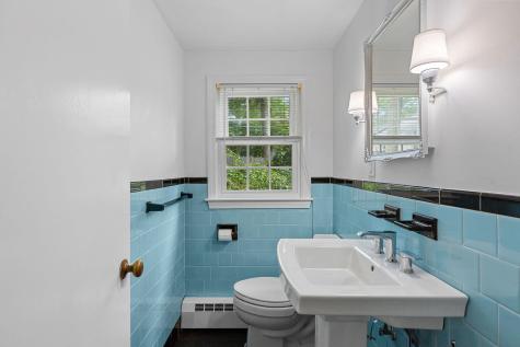 9 Roberta Drive Yarmouth MA 02673