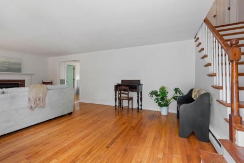 9 Roberta Drive Yarmouth MA 02673