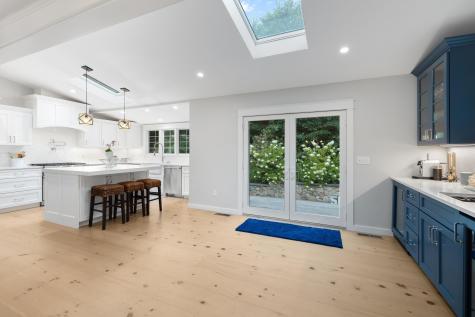 31 Inkberry Lane Falmouth MA 02556