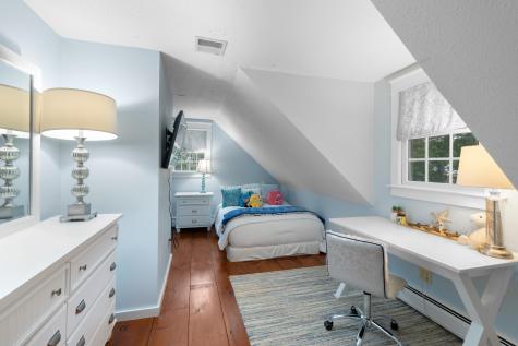 31 Inkberry Lane Falmouth MA 02556
