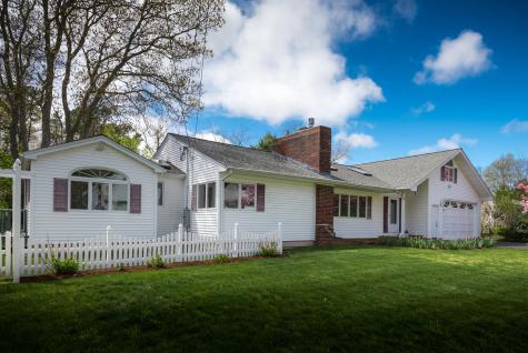217 Greenwood Avenue Barnstable MA 02601