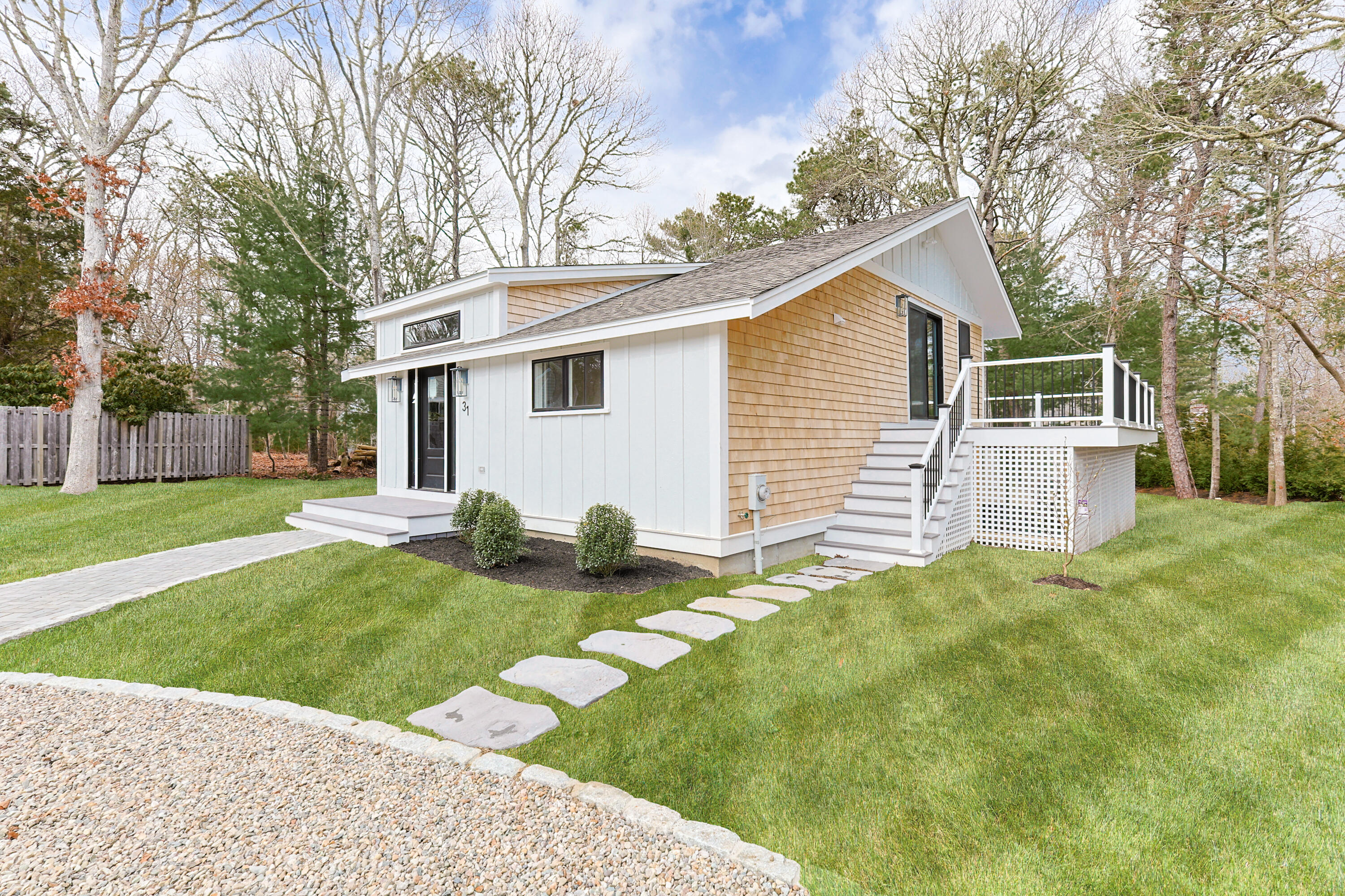 31 Marway Mashpee MA 02649