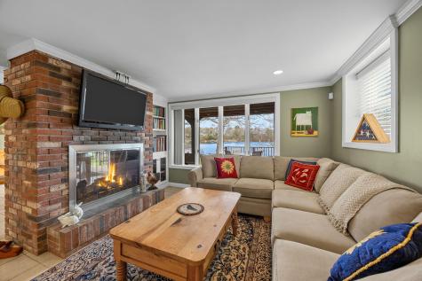 100 Lakeview Boulevard Plymouth MA 02360
