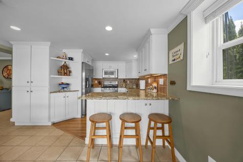 100 Lakeview Boulevard Plymouth MA 02360