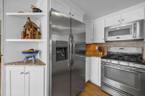 100 Lakeview Boulevard Plymouth MA 02360