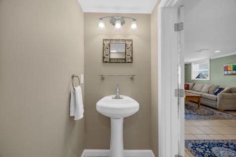 100 Lakeview Boulevard Plymouth MA 02360
