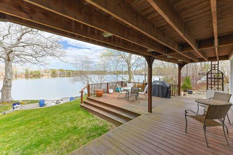100 Lakeview Boulevard Plymouth MA 02360