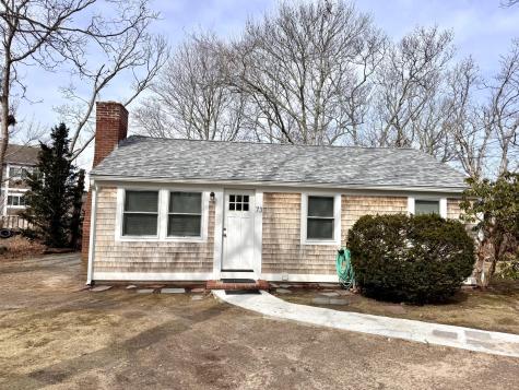 73 Kings Way Barnstable MA 02601