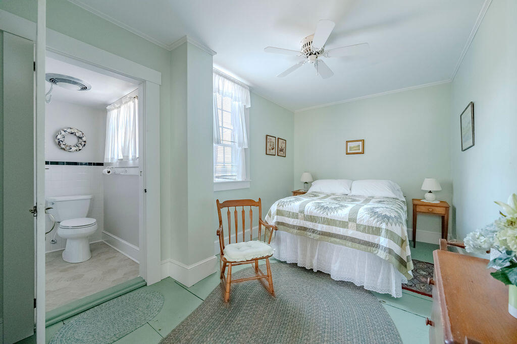 16 Shore Road Truro MA 02666
