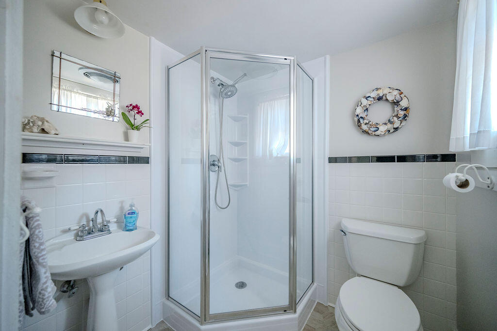 16 Shore Road Truro MA 02666