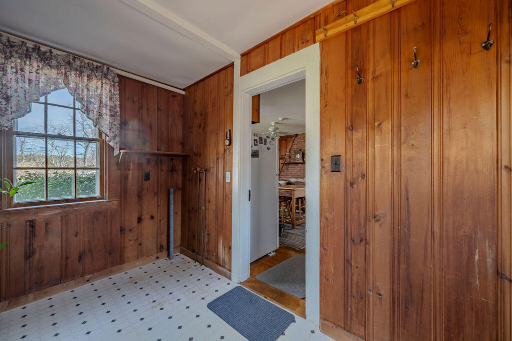 16 Shore Road Truro MA 02666