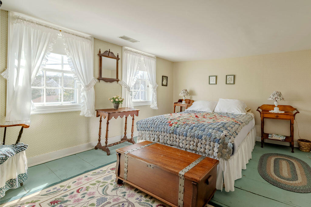 16 Shore Road Truro MA 02666