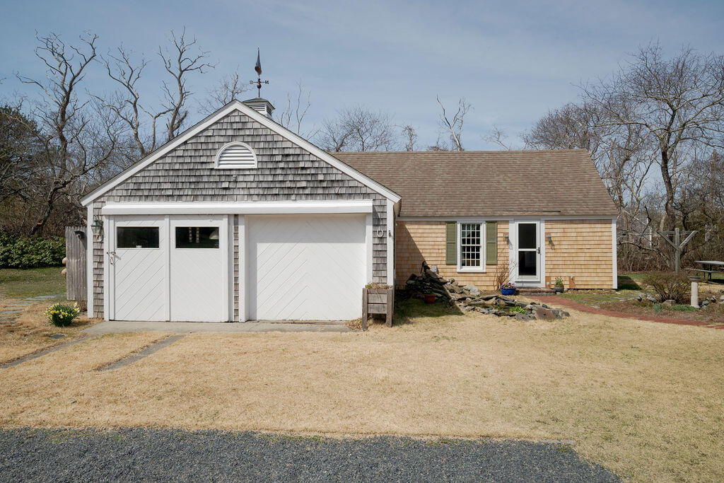 16 Shore Road Truro MA 02666