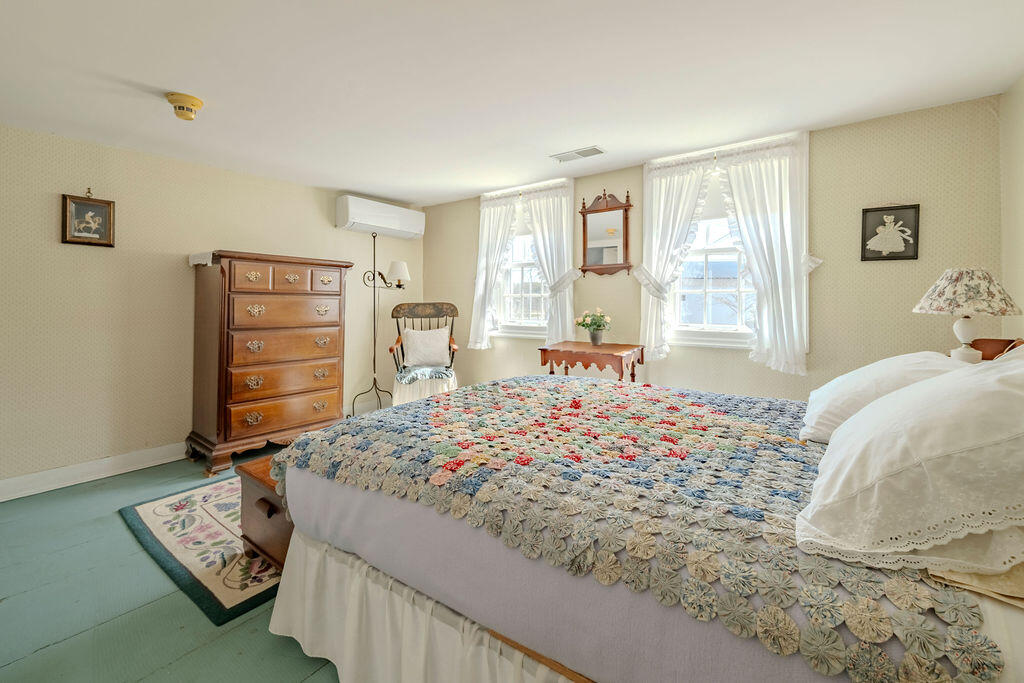 16 Shore Road Truro MA 02666