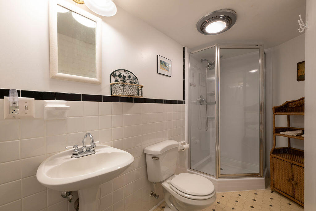 16 Shore Road Truro MA 02666