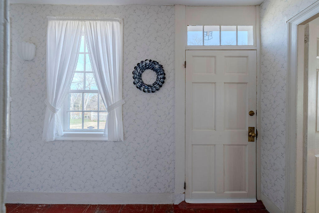 16 Shore Road Truro MA 02666