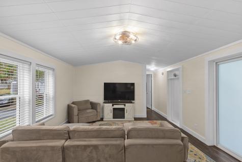 117 Ruxton Circle Mashpee MA 02649