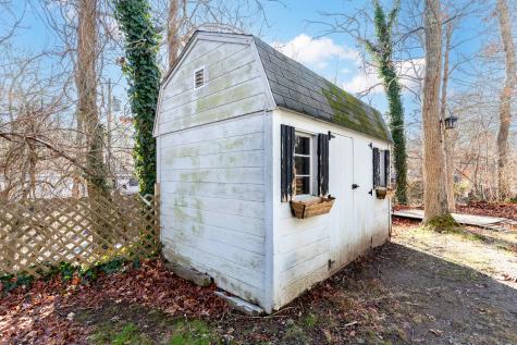 117 Ruxton Circle Mashpee MA 02649