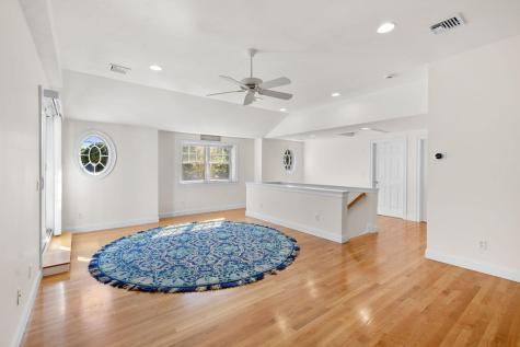 64 Randolph Street Teaticket MA 02536