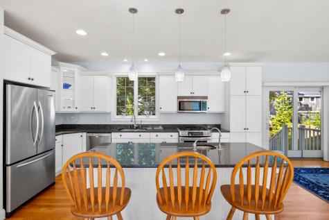 64 Randolph Street Teaticket MA 02536