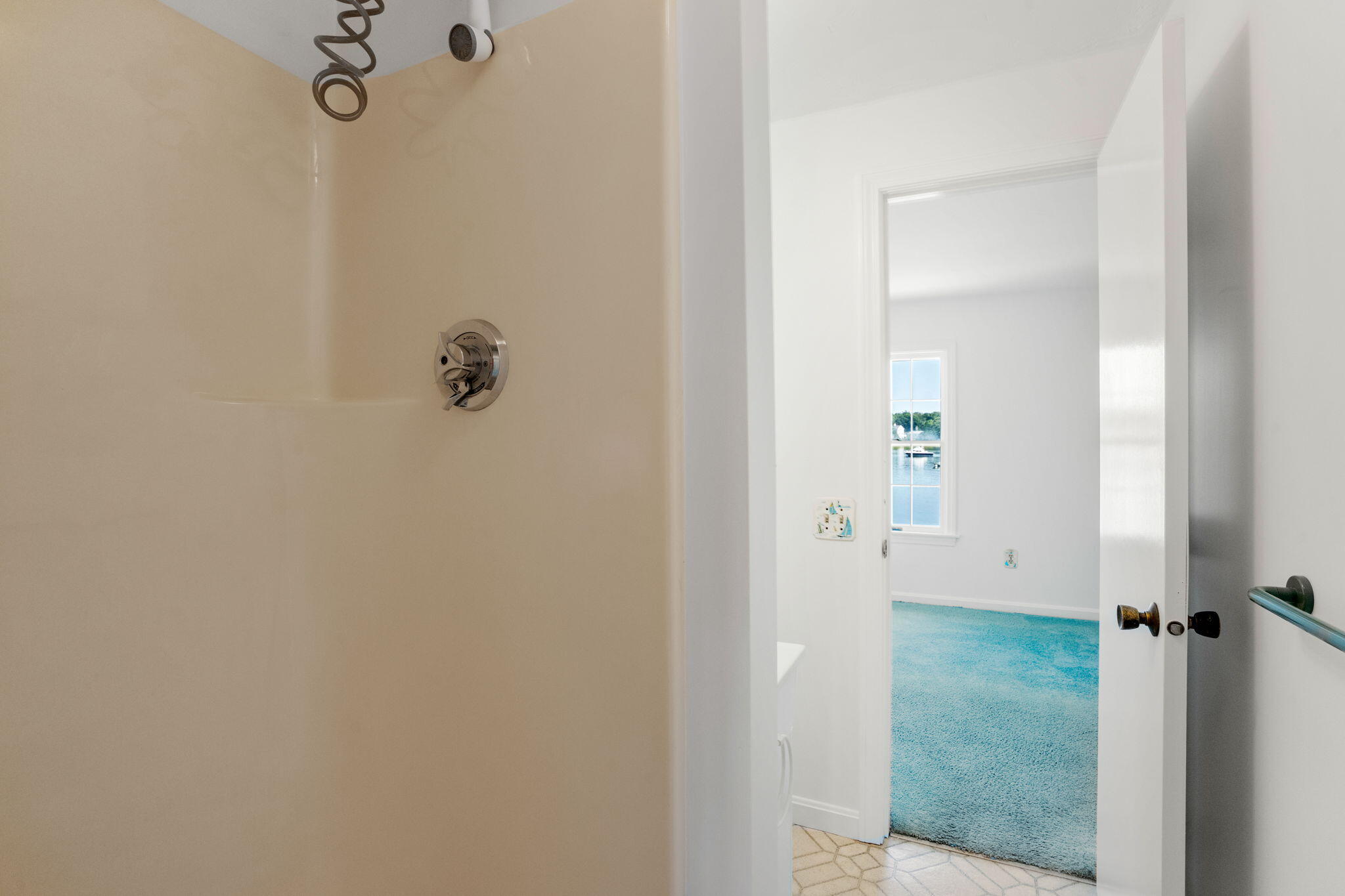 584 Circuit Avenue Pocasset MA 02559