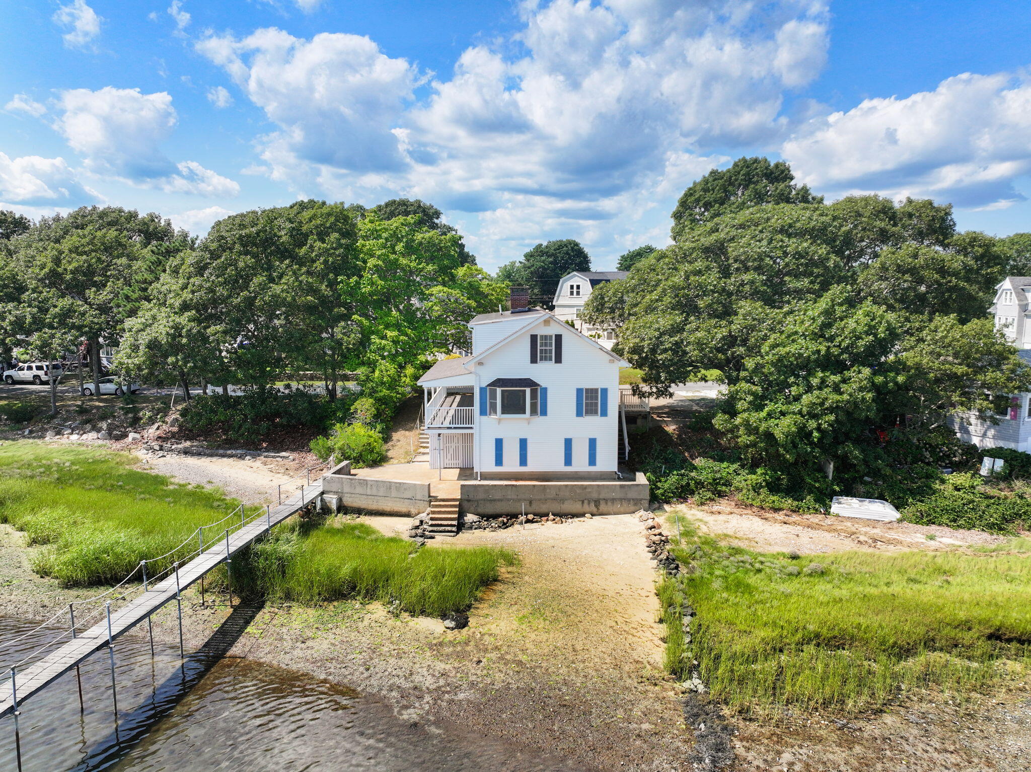 584 Circuit Avenue Pocasset MA 02559