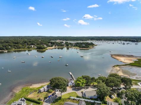 584 Circuit Avenue Pocasset MA 02559