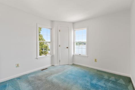 584 Circuit Avenue Pocasset MA 02559