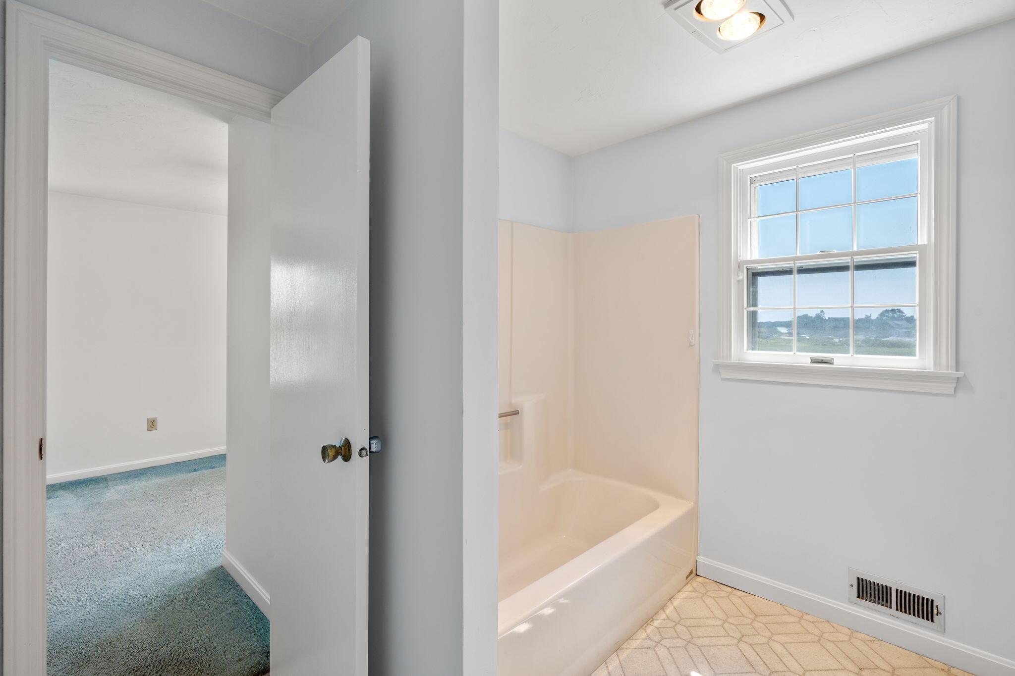 584 Circuit Avenue Pocasset MA 02559