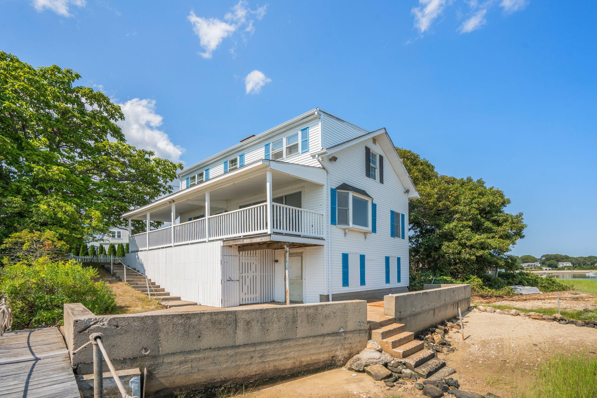584 Circuit Avenue Pocasset MA 02559