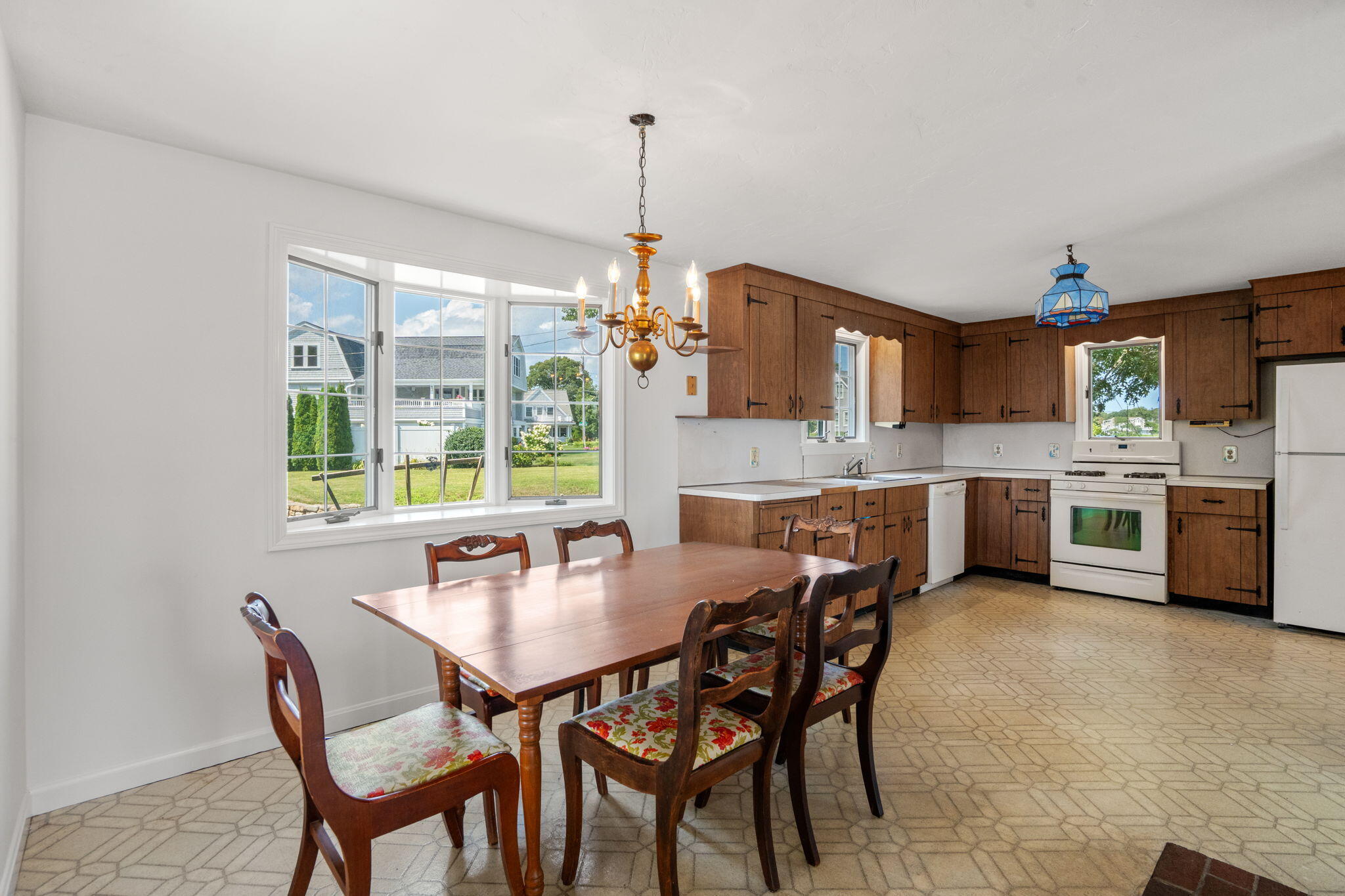 584 Circuit Avenue Pocasset MA 02559