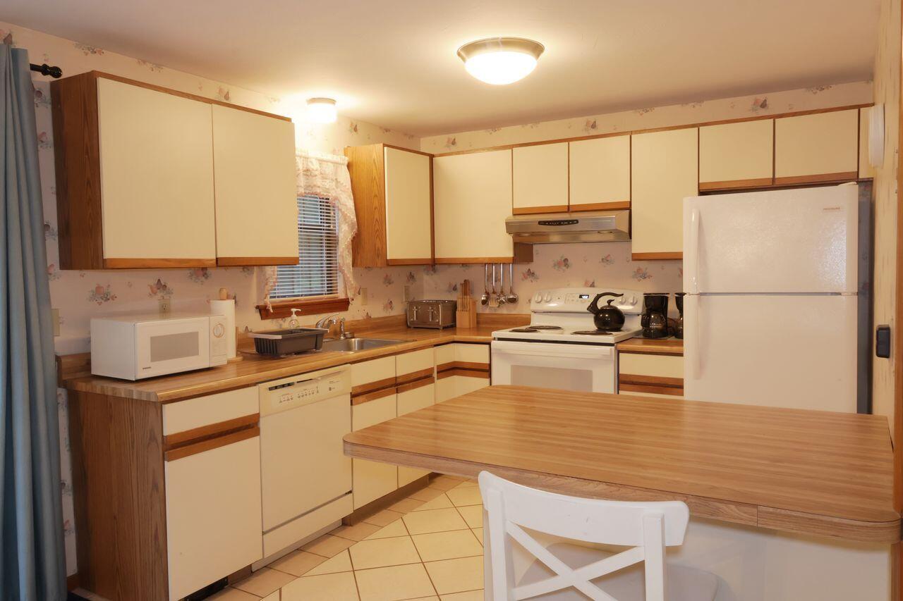 30 Sandy Valley Road Marstons Mills MA 02648