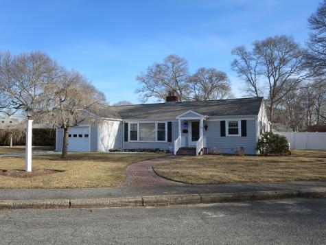 52 Cherry Street Barnstable MA 02601