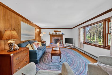 19 Whig Street Dennis MA 02638