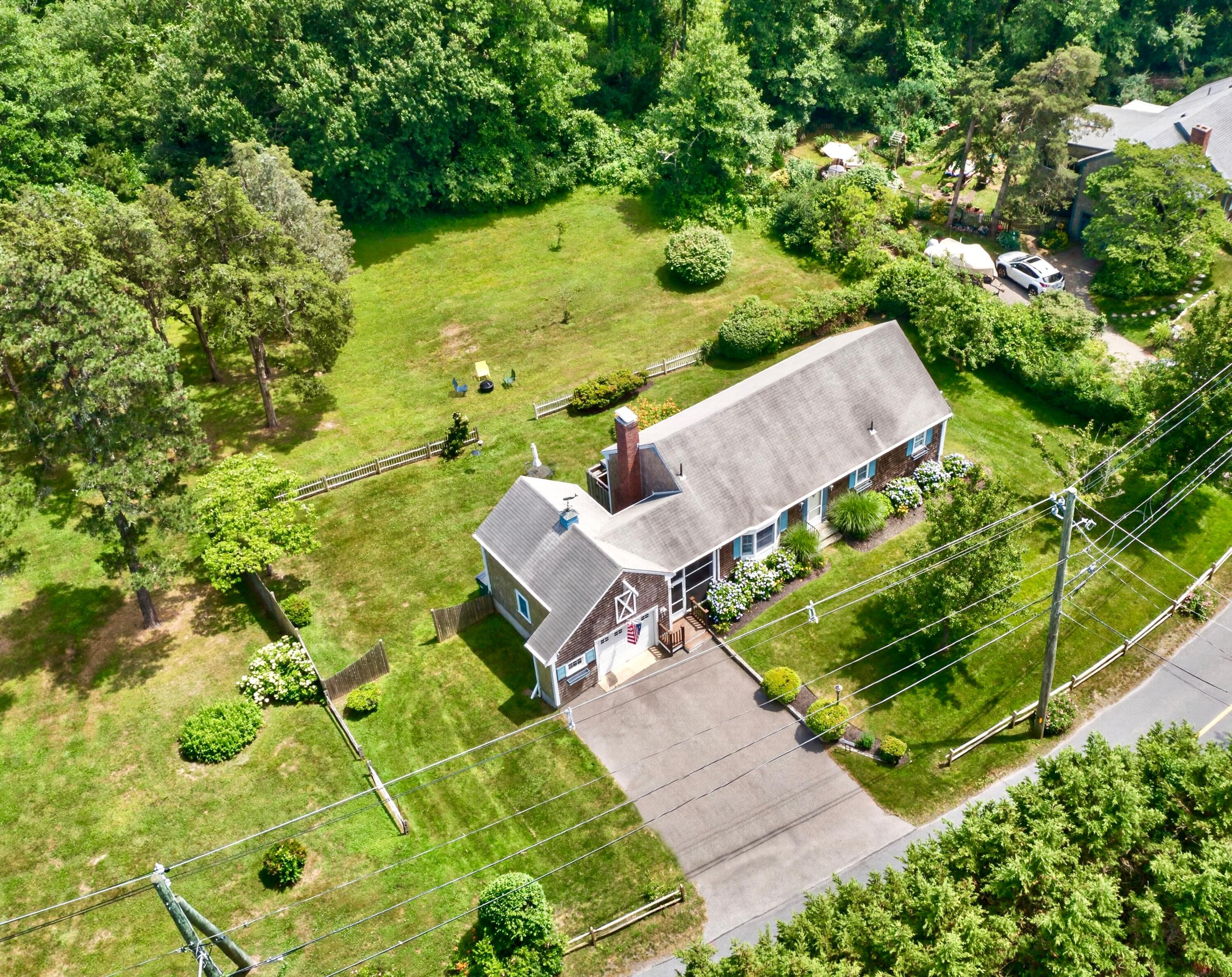 19 Whig Street Dennis MA 02638