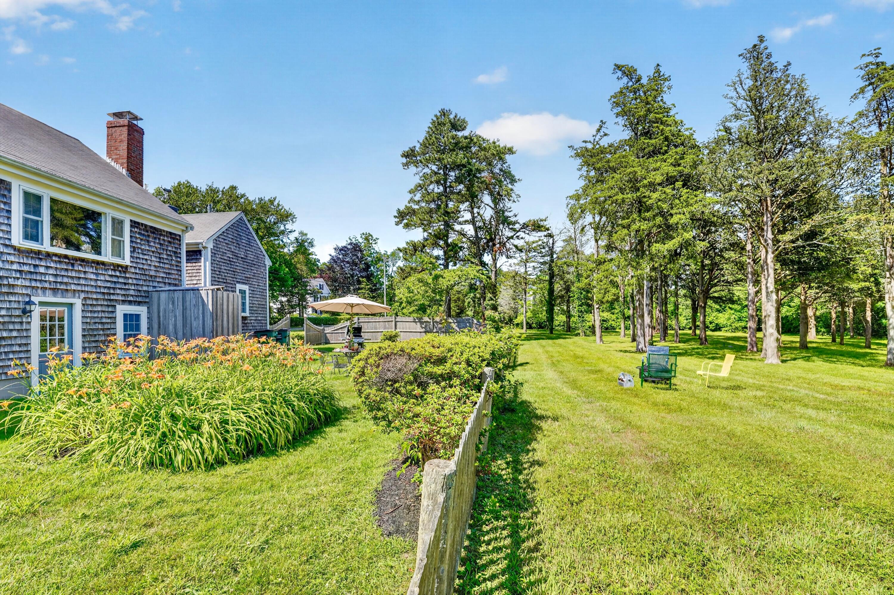 19 Whig Street Dennis MA 02638