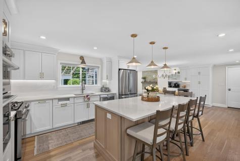 160 Quail Cover Lane Eastham MA 02642