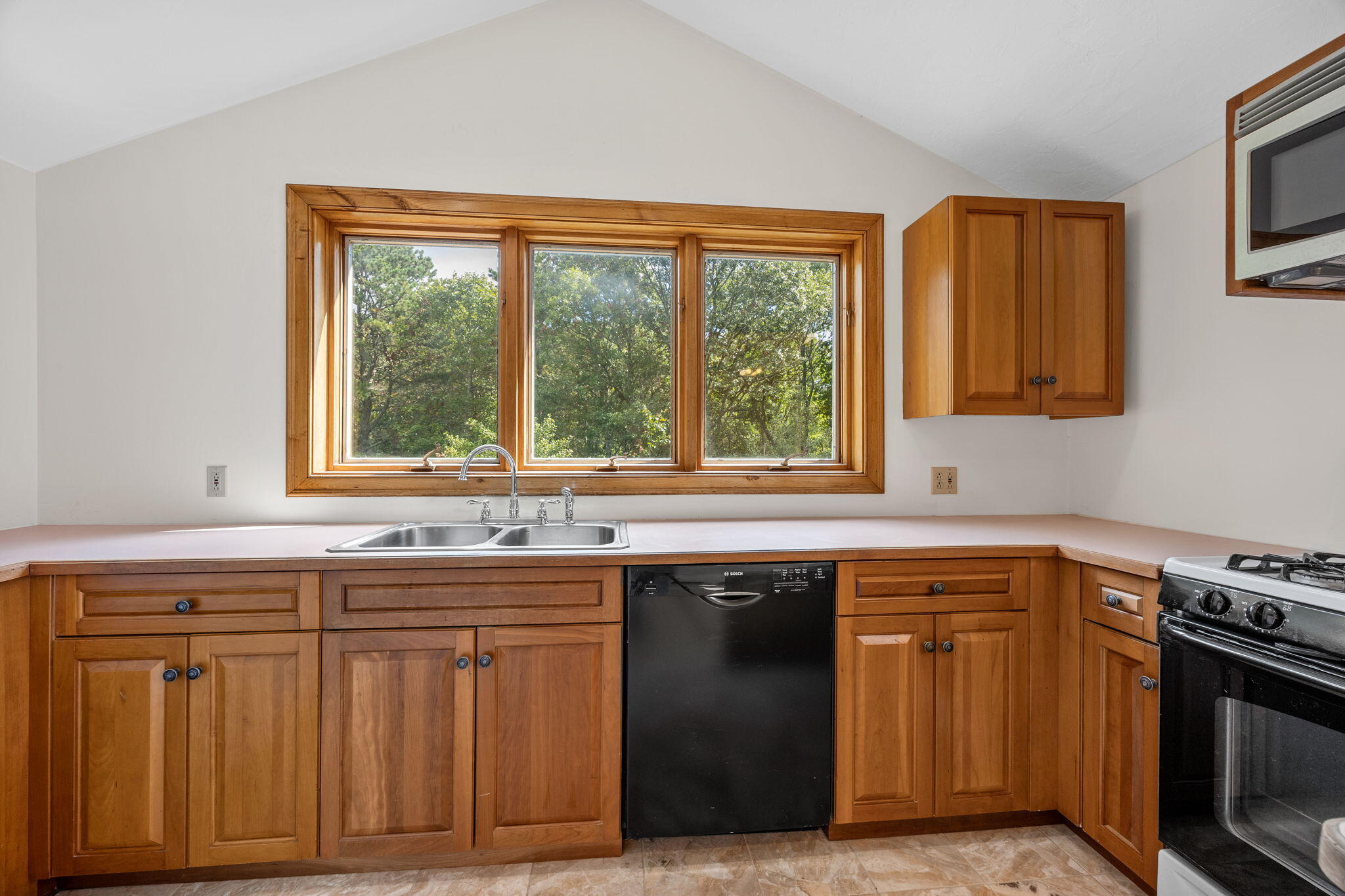 409 Currier Road Falmouth MA 02536